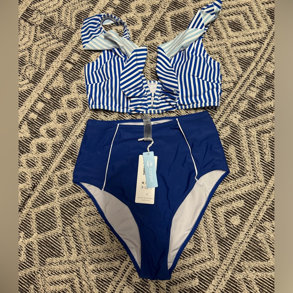 Cupshe swimsuit